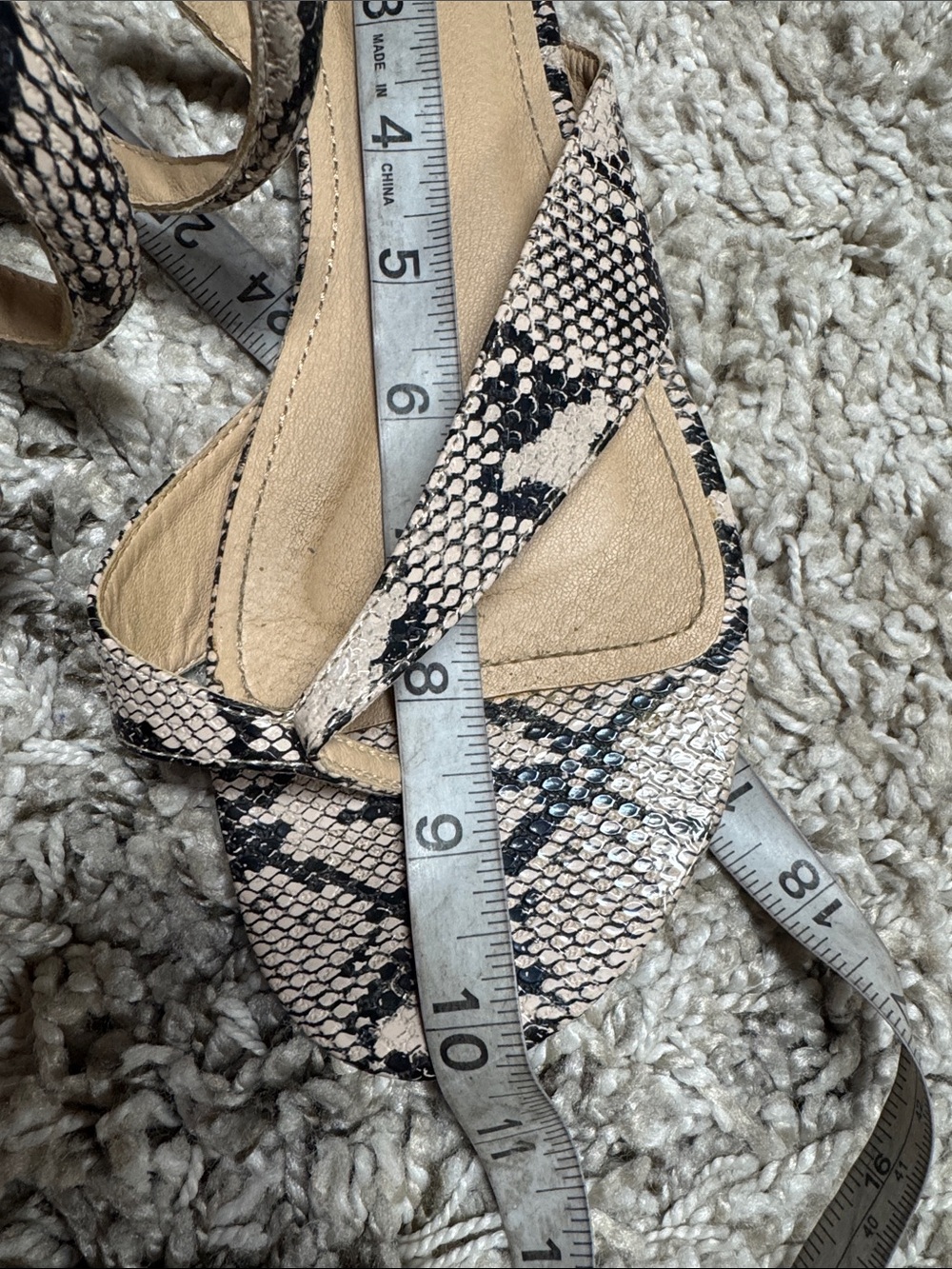 Women’s Natural Python Slinky Sandal Sz 10 - Picture 8 of 8